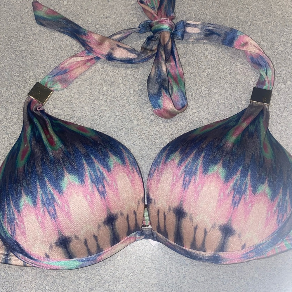 Victoria’s Secret Push Up Bikini Top
